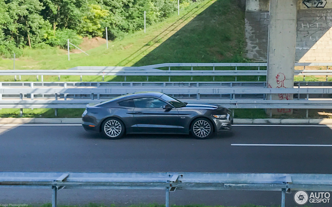 Ford Mustang GT 2015