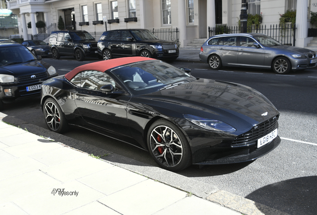 Aston Martin DB11 V8 Volante