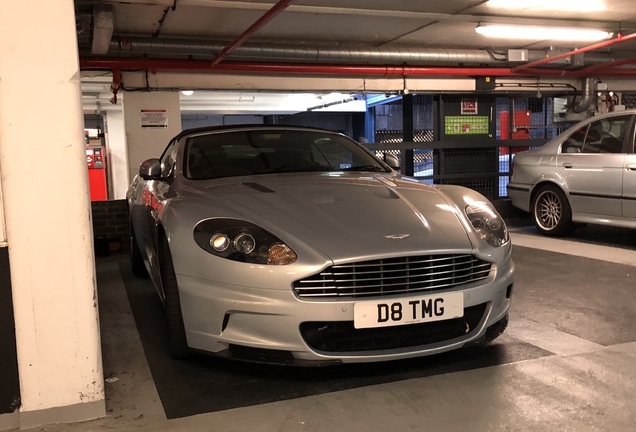 Aston Martin DBS Volante