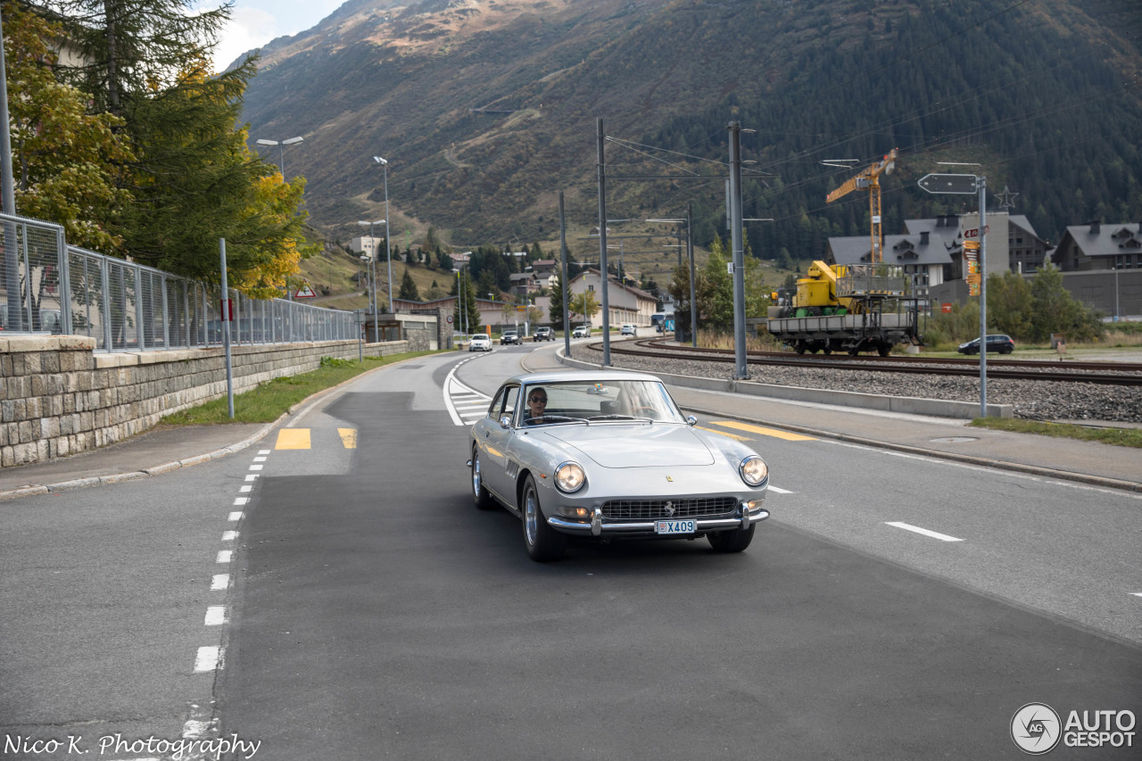 Ferrari 330 GT 2+2 Series II