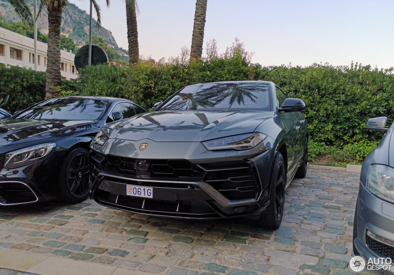 Lamborghini Urus