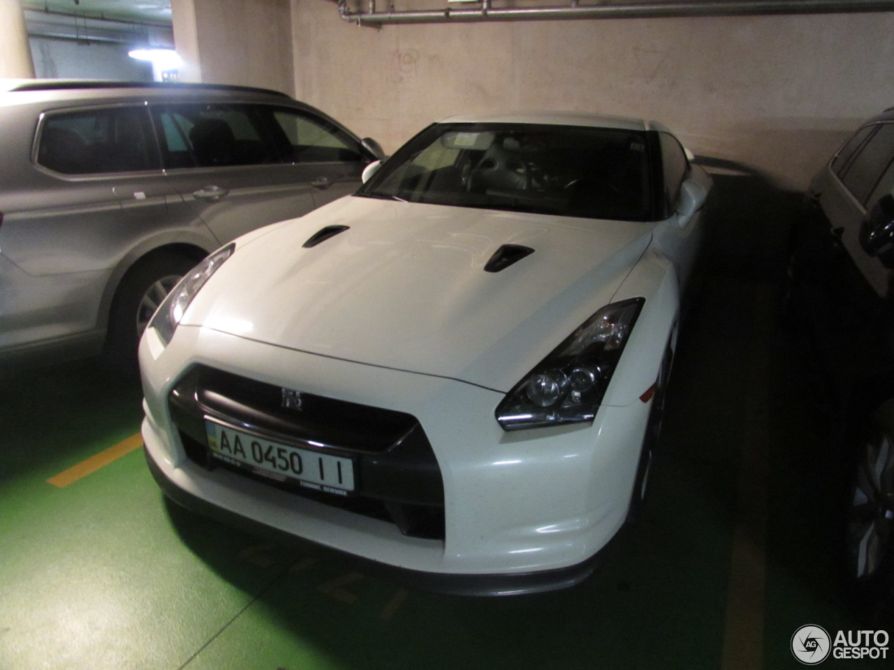 Nissan GT-R