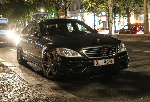 Mercedes-Benz S 63 AMG W221