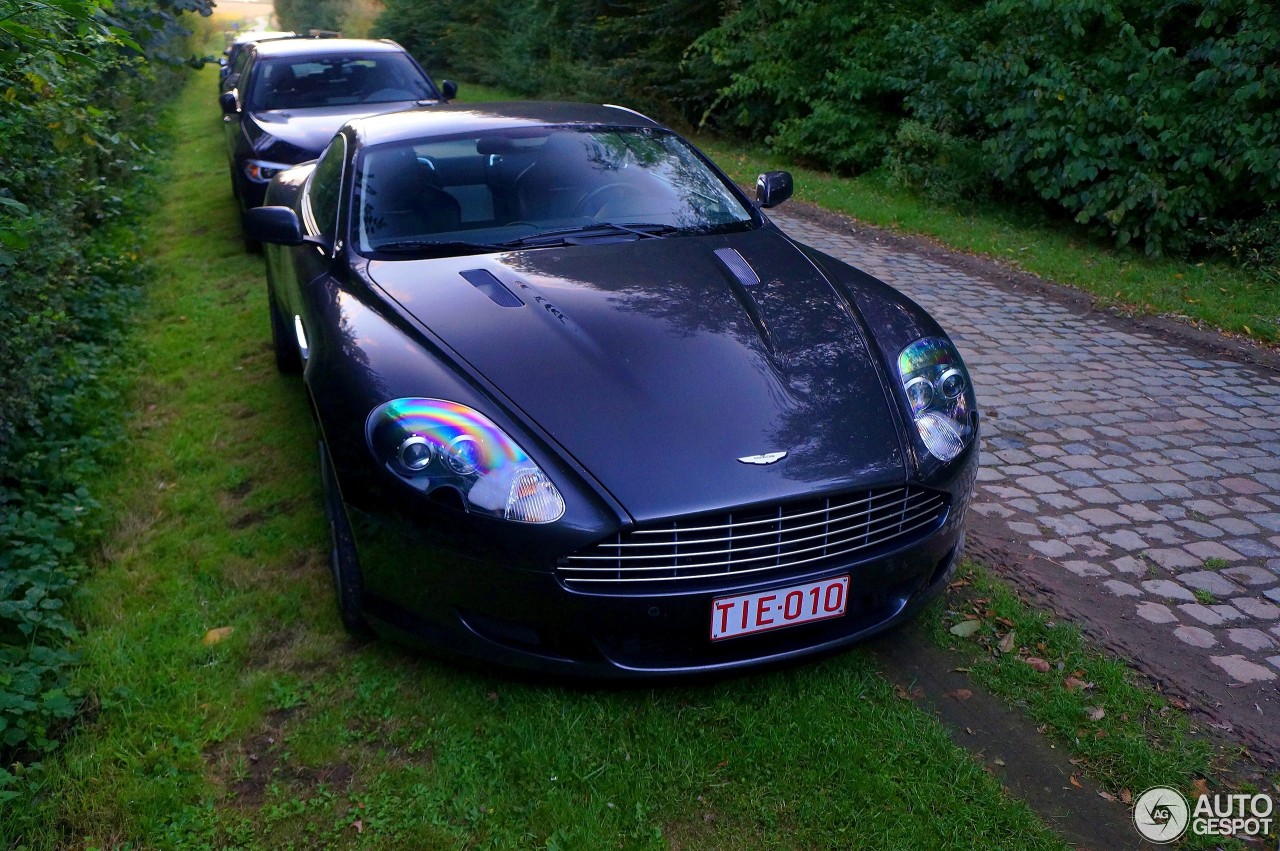 Aston Martin DB9