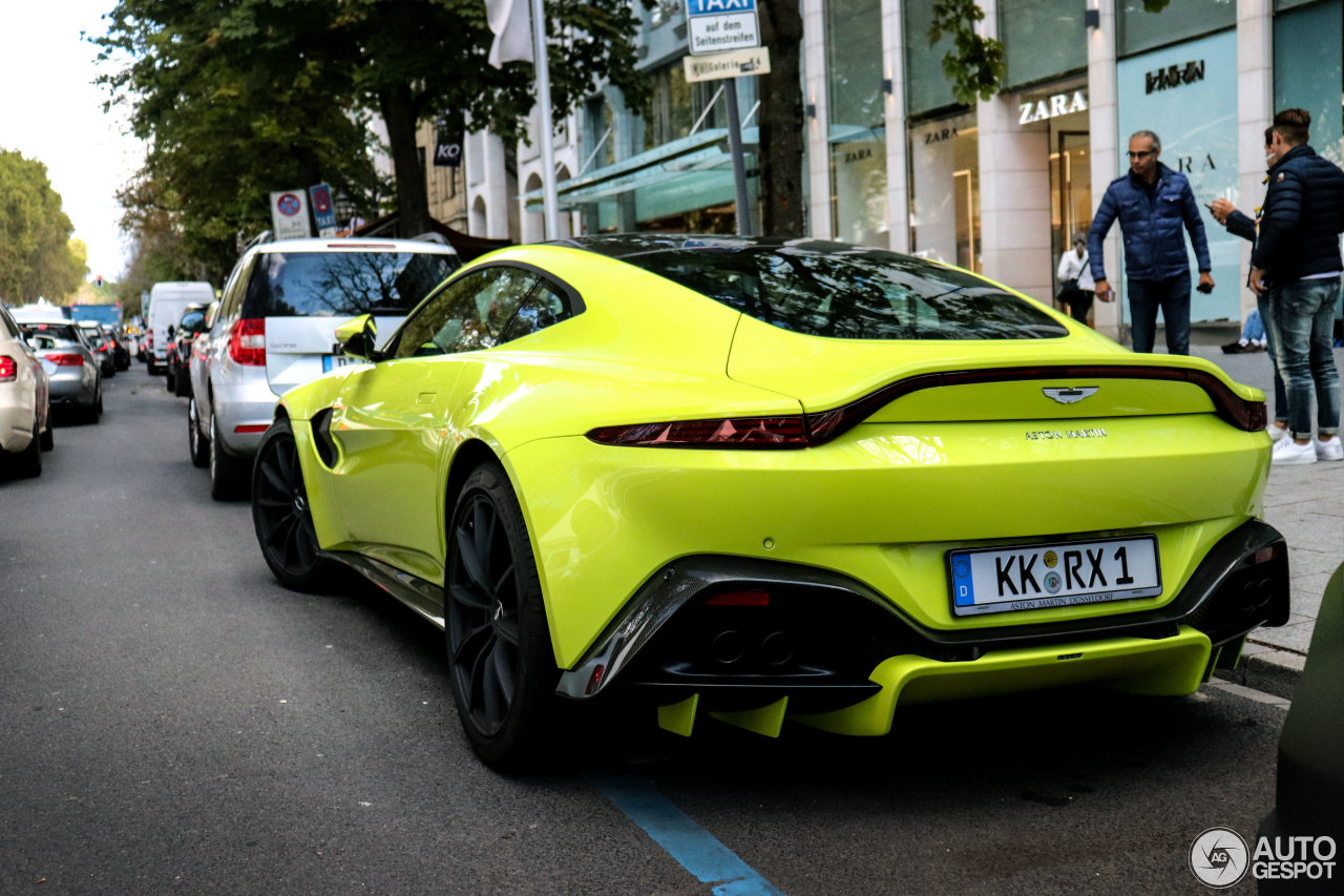 Aston Martin V8 Vantage 2018