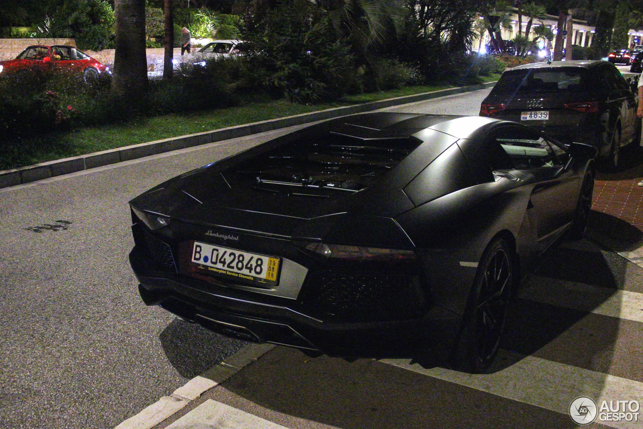 Lamborghini Aventador LP700-4