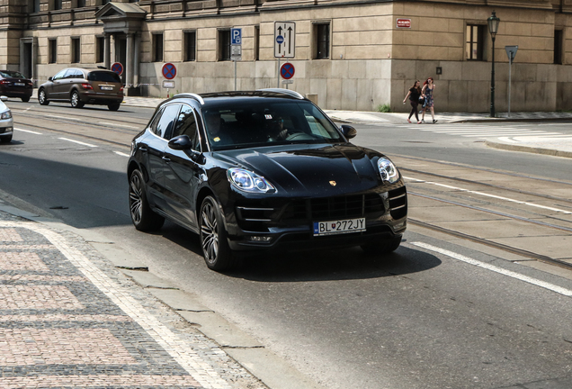 Porsche 95B Macan Turbo