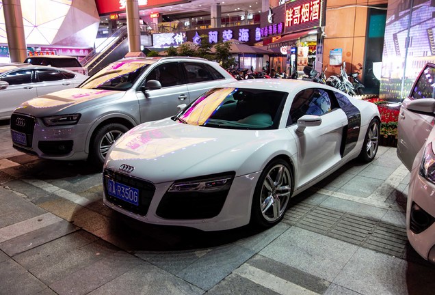 Audi R8 2013