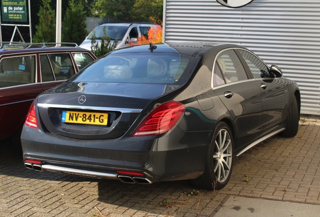 Mercedes-AMG S 63 V222