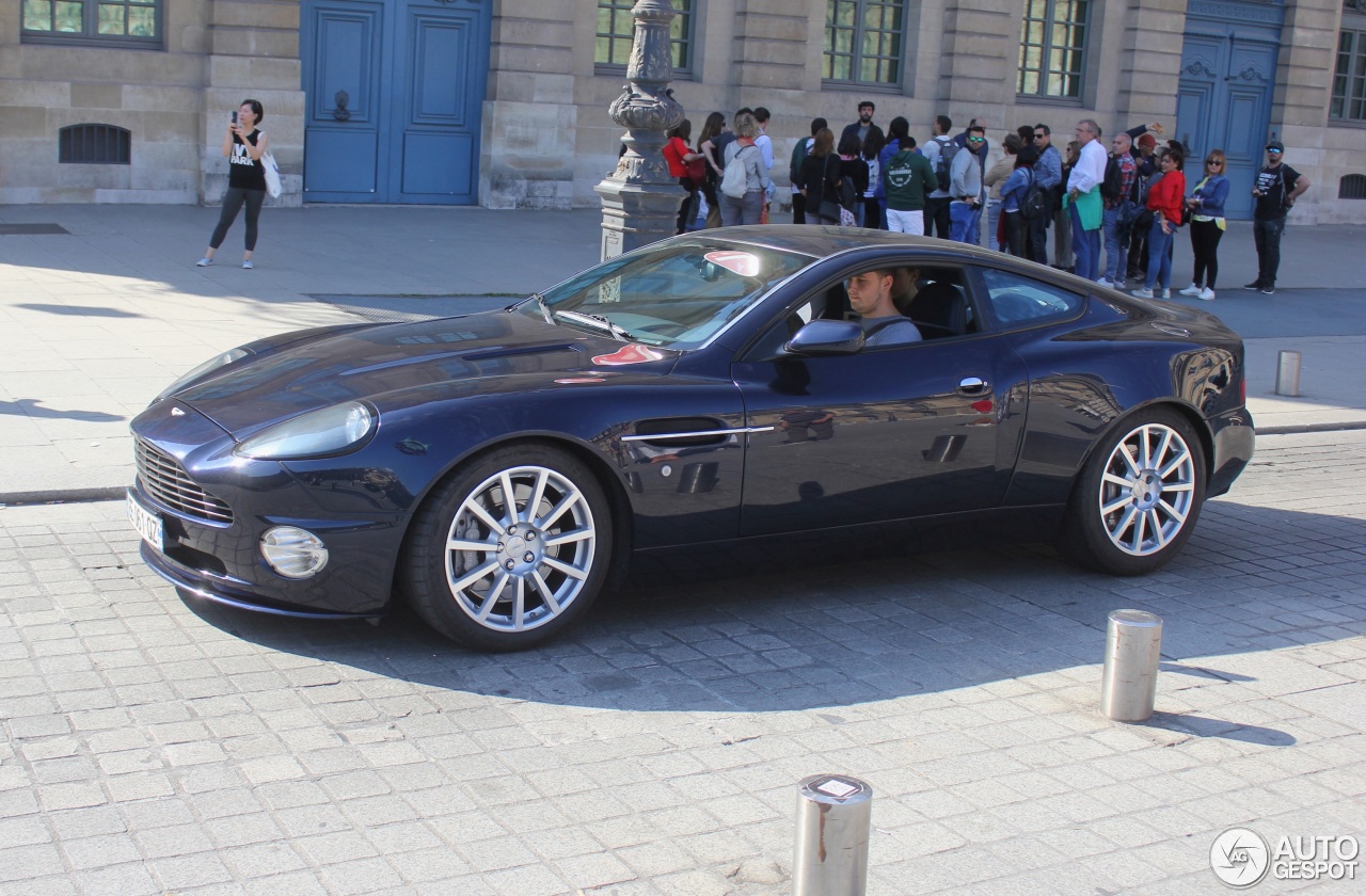 Aston Martin Vanquish S