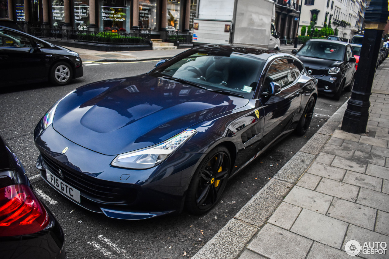 Ferrari GTC4Lusso