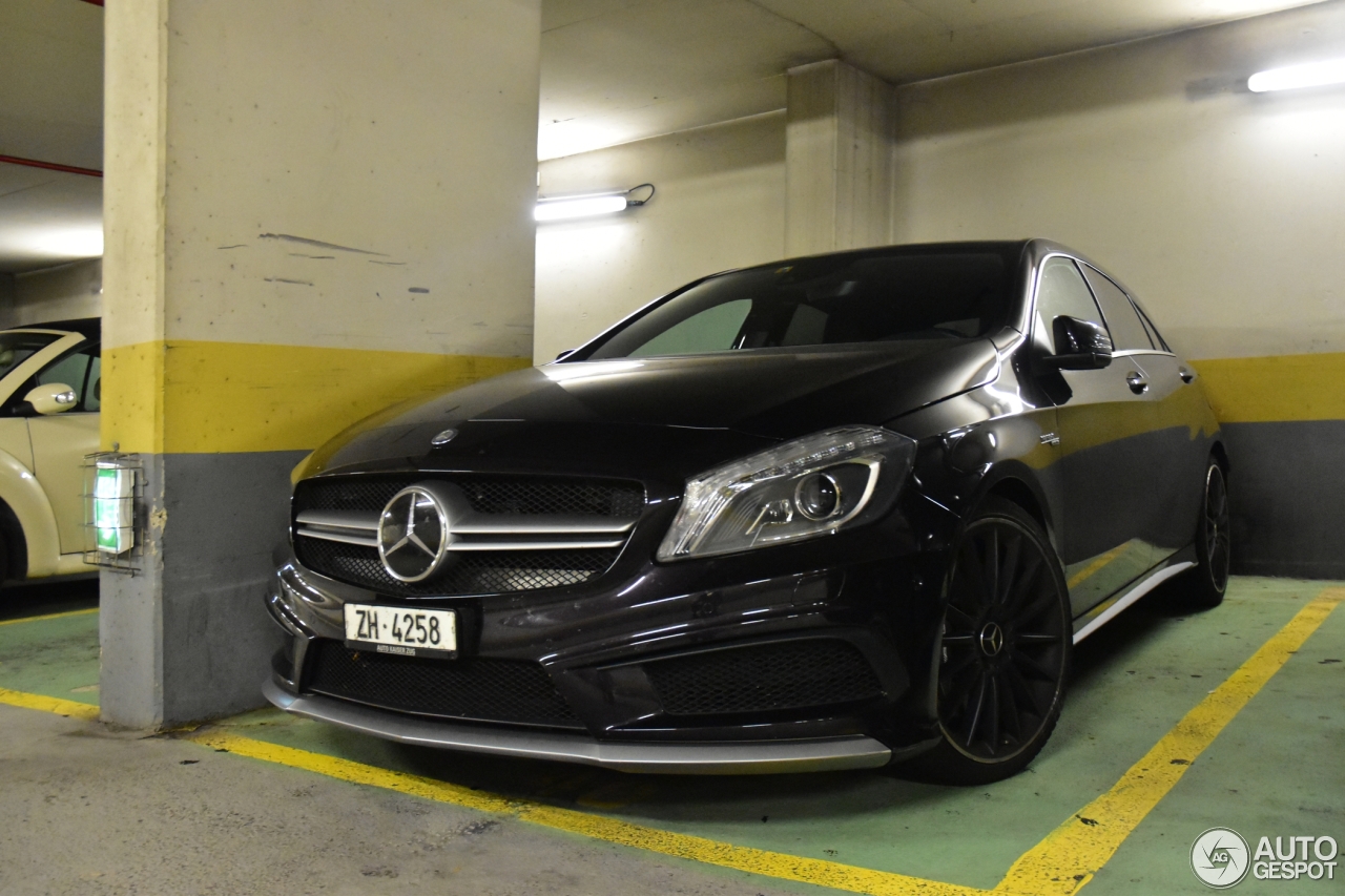 Mercedes-Benz A 45 AMG