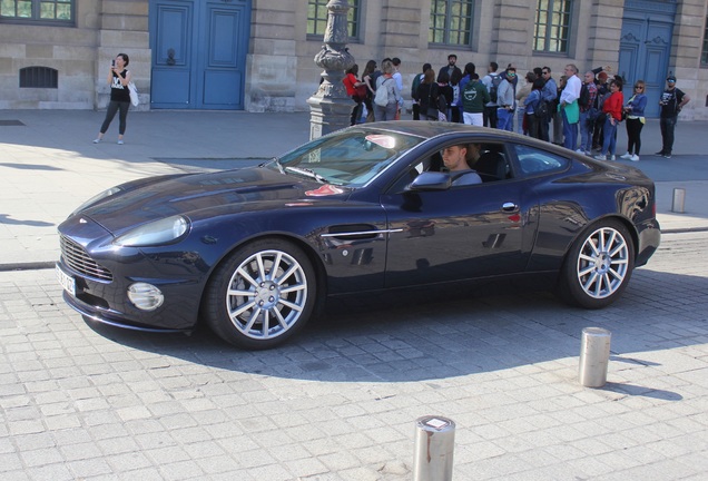 Aston Martin Vanquish S