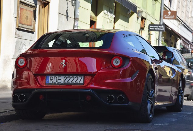 Ferrari FF