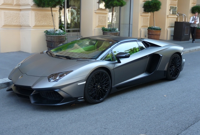 Lamborghini Aventador LP720-4 Roadster 50° Anniversario