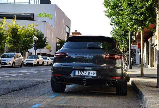 Porsche 95B Macan GTS