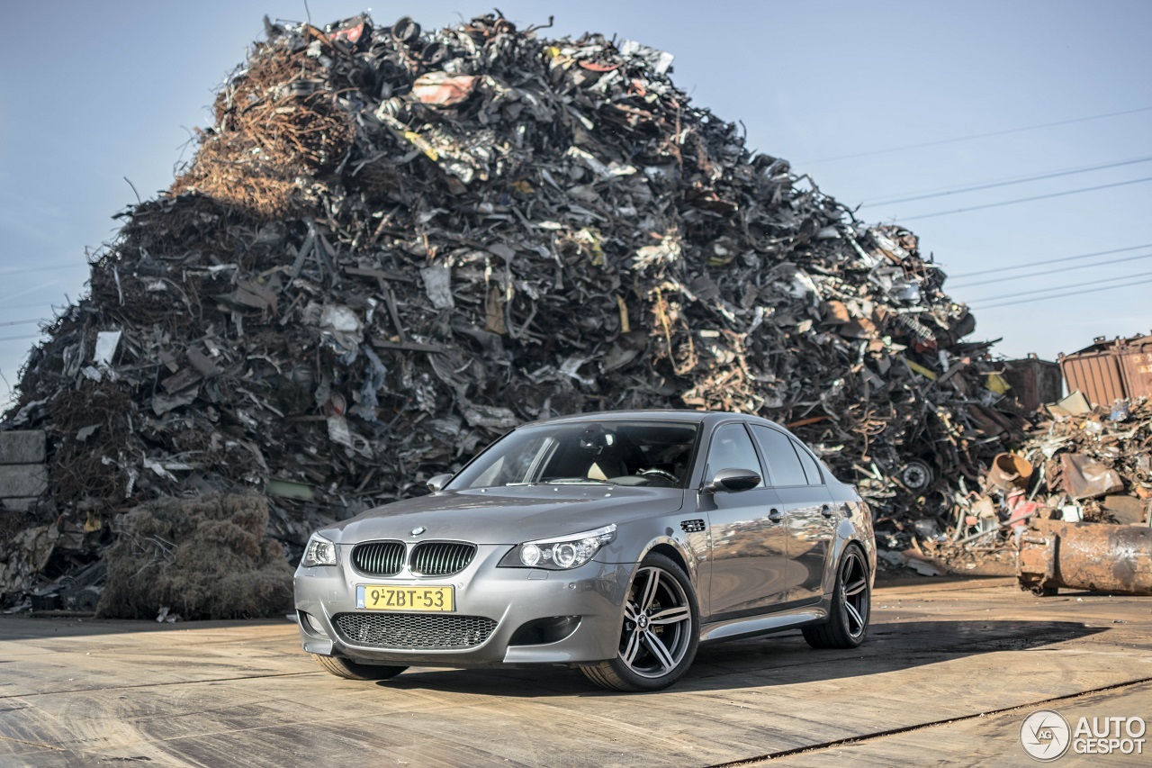 BMW M5 E60 2007