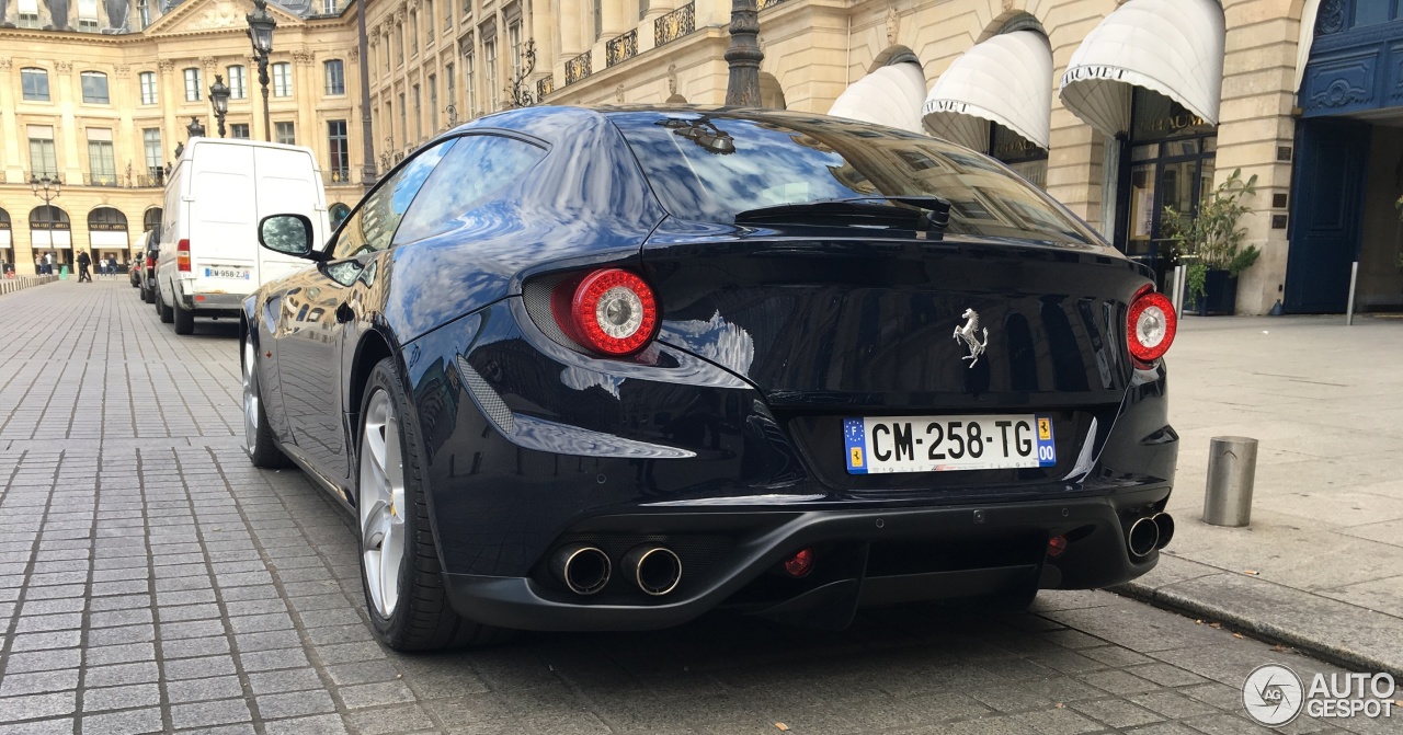 Ferrari FF