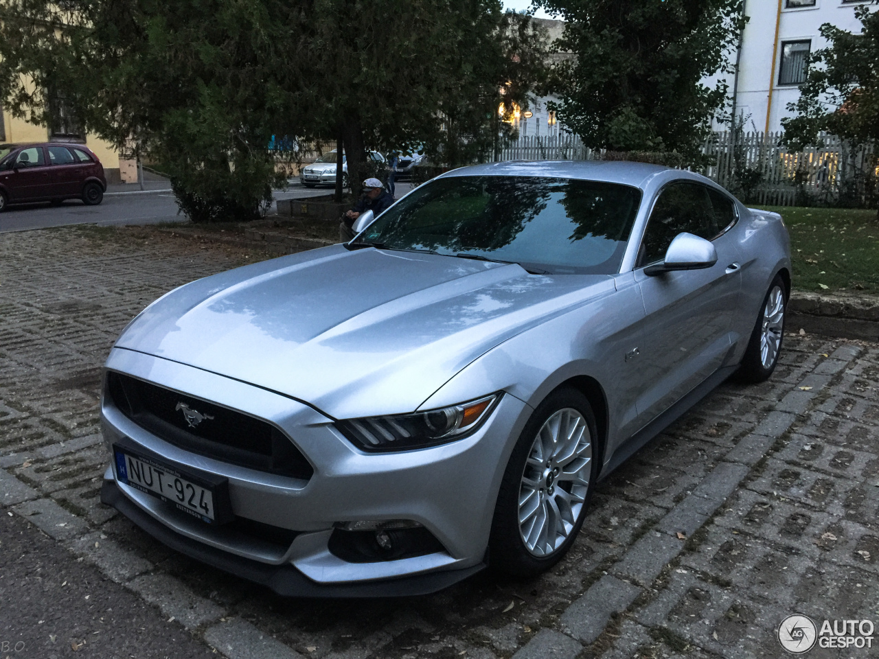 Ford Mustang GT 2015