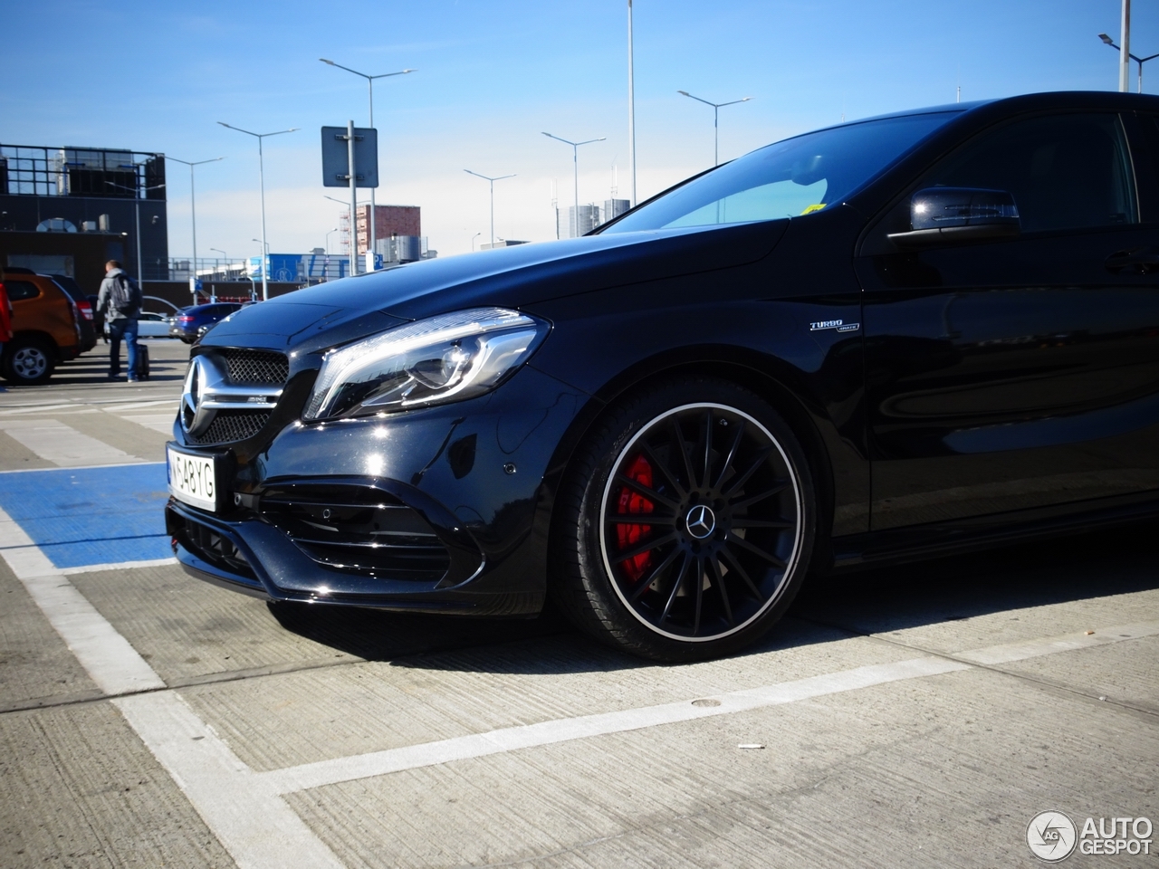 Mercedes-AMG A 45 W176 2015