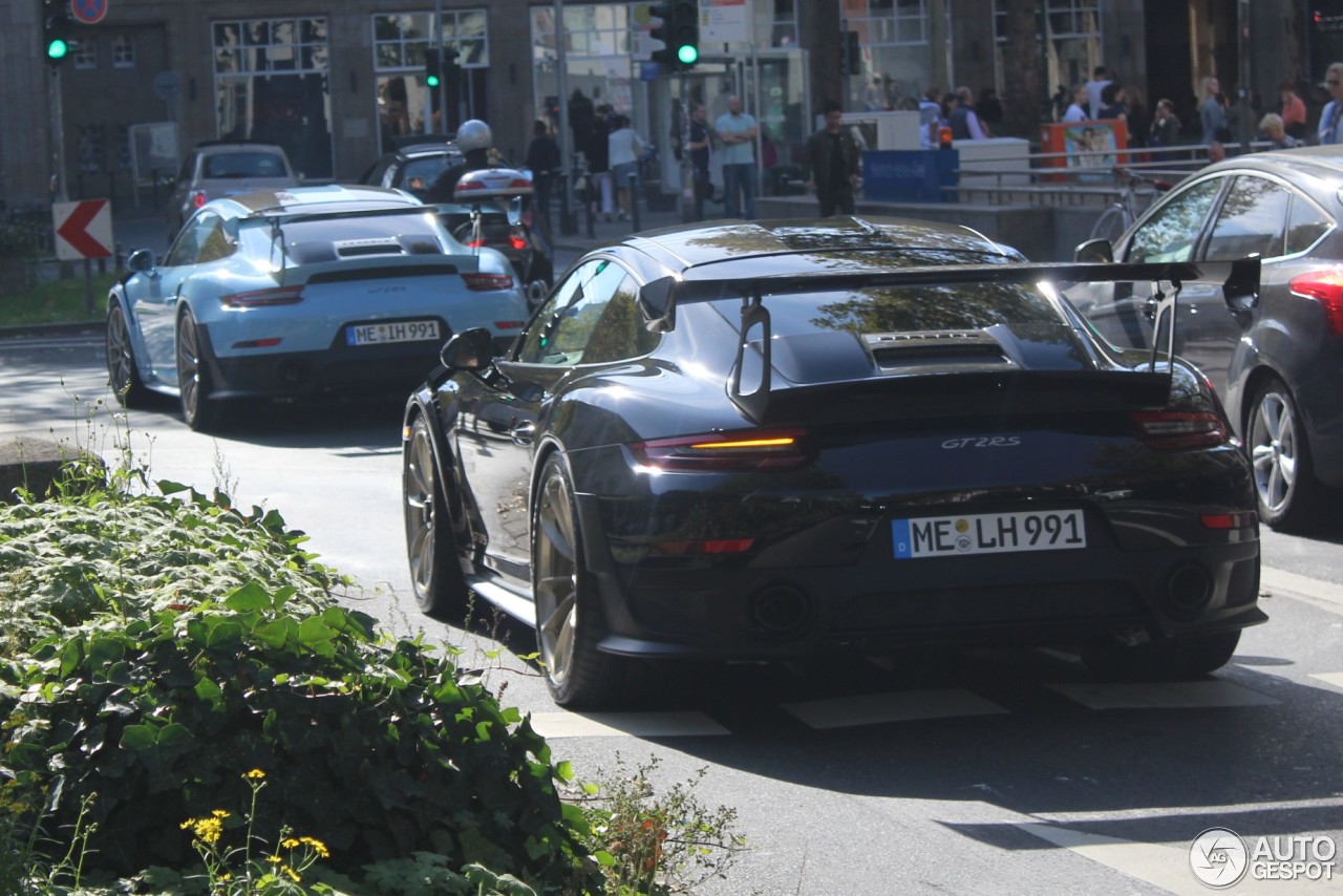 Porsche 991 GT2 RS Weissach Package