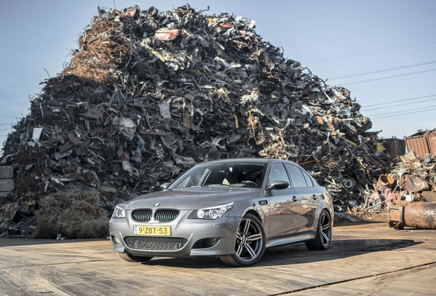 BMW M5 E60 2007