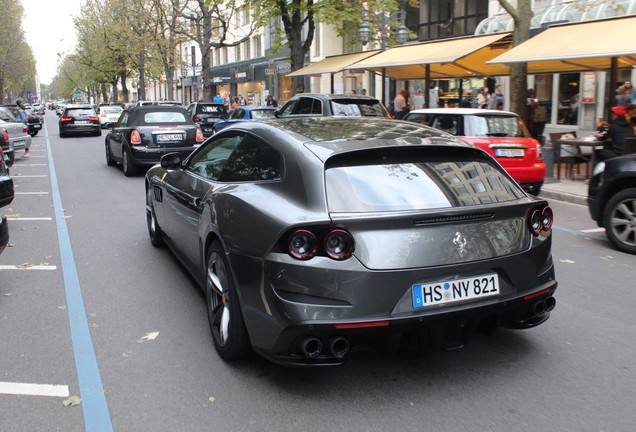 Ferrari GTC4Lusso