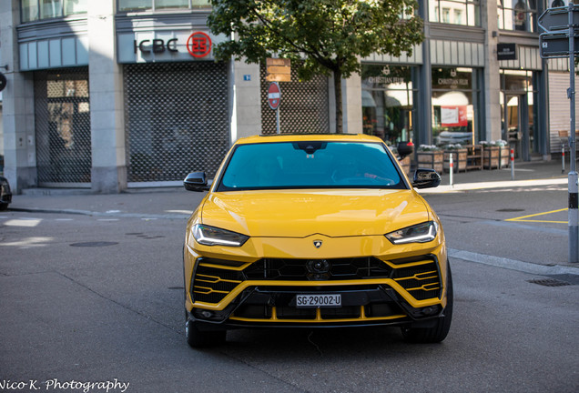 Lamborghini Urus