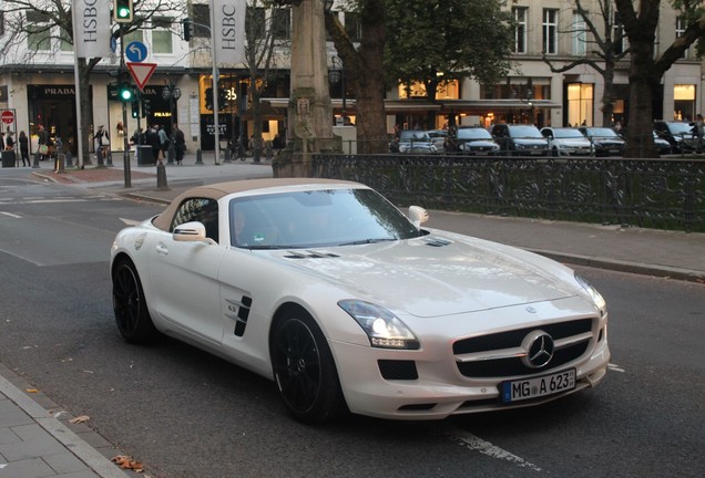 Mercedes-Benz SLS AMG Roadster