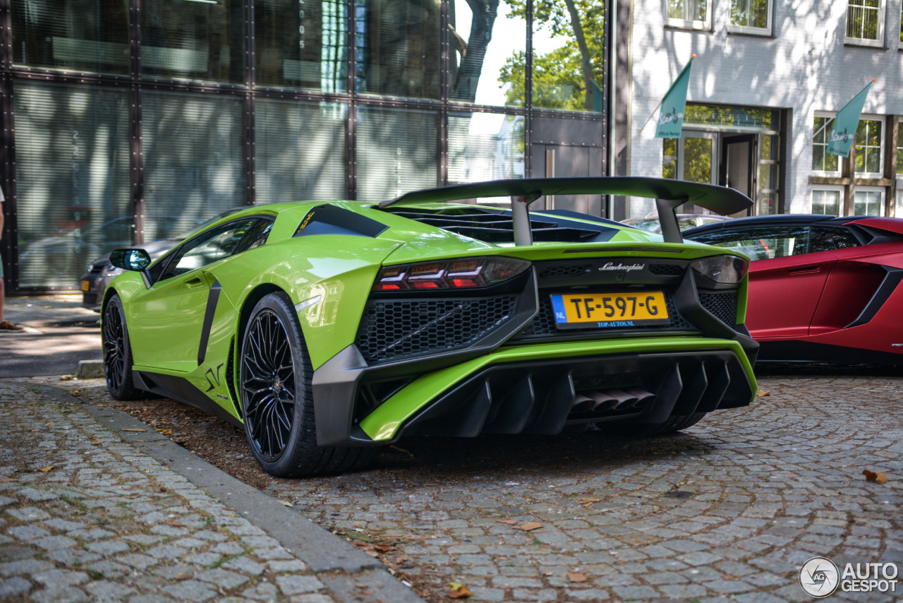 Lamborghini Aventador LP750-4 SuperVeloce