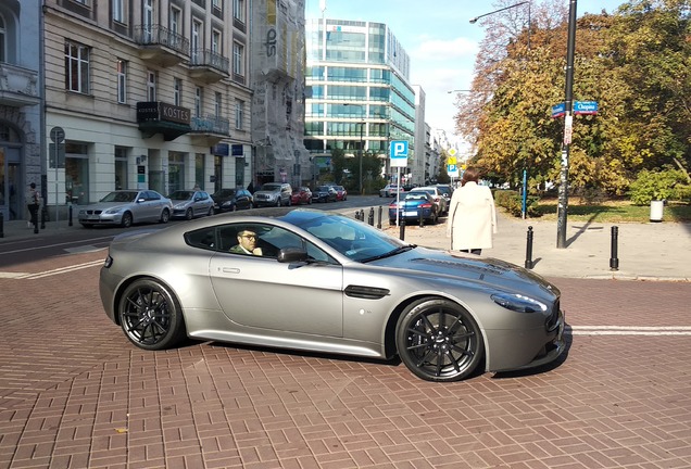 Aston Martin V12 Vantage S