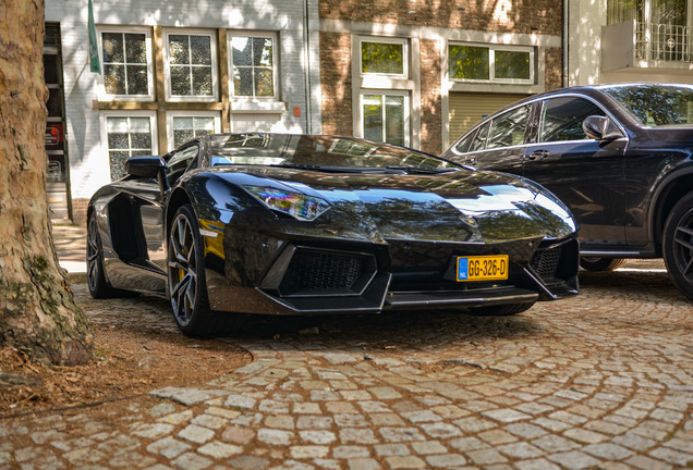 Lamborghini Aventador LP700-4 Roadster