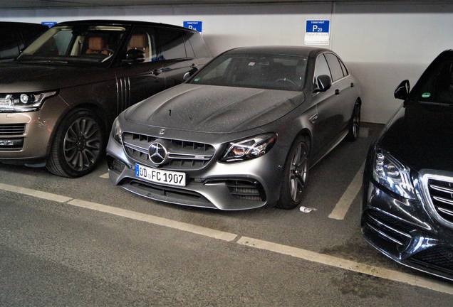 Mercedes-AMG E 63 S W213