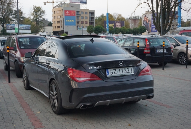 Mercedes-Benz CLA 45 AMG C117