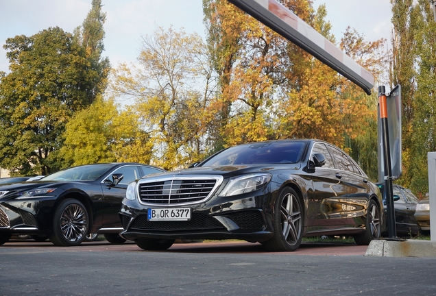 Mercedes-Benz S 63 AMG V222