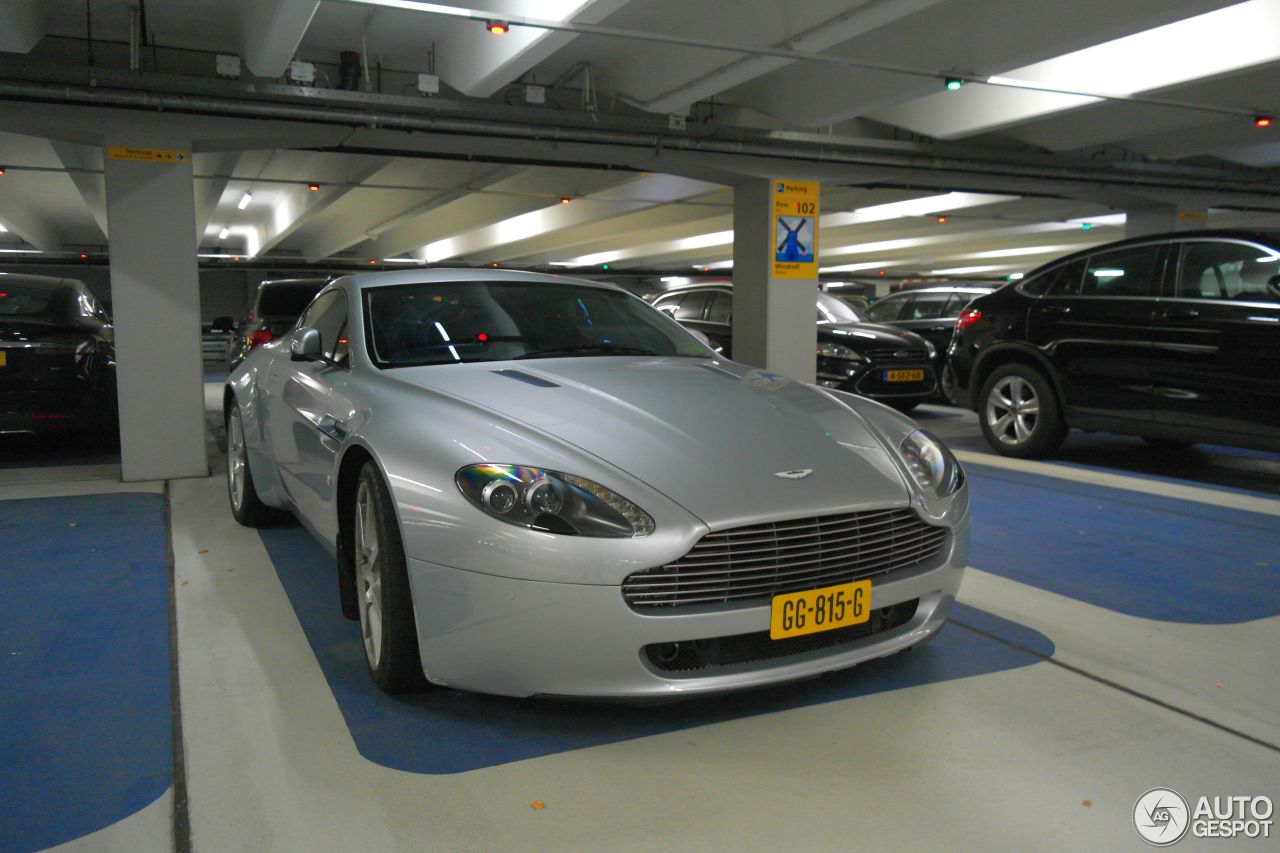 Aston Martin V8 Vantage