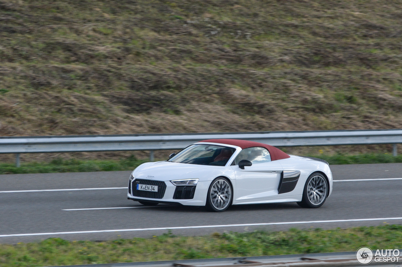 Audi R8 V10 Plus Spyder 2017