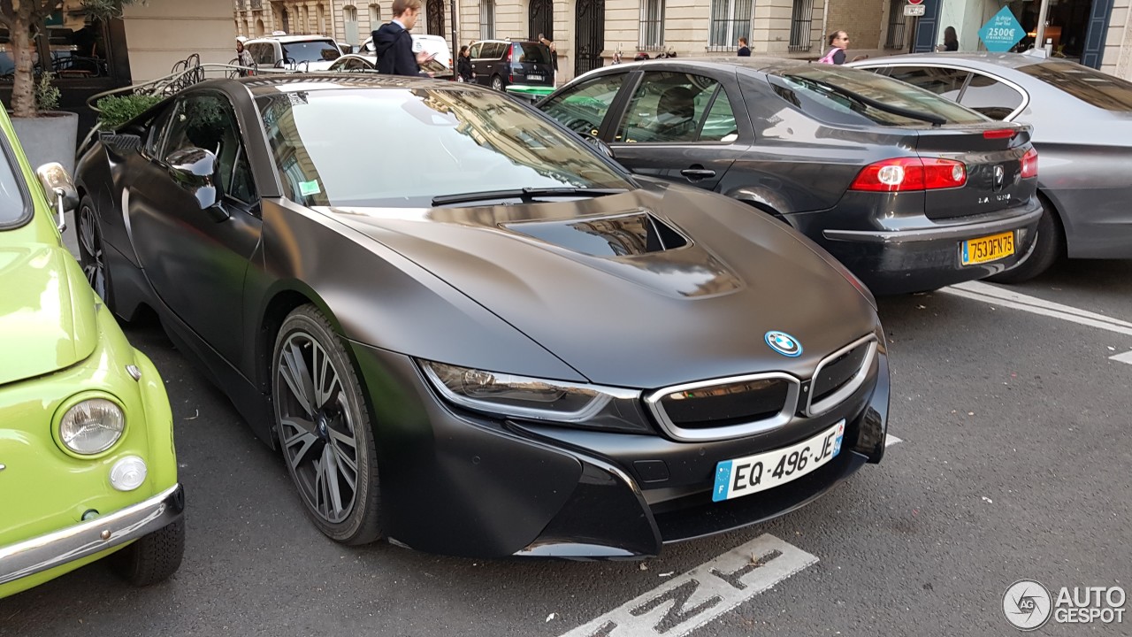 BMW i8 Protonic Frozen Black Edition