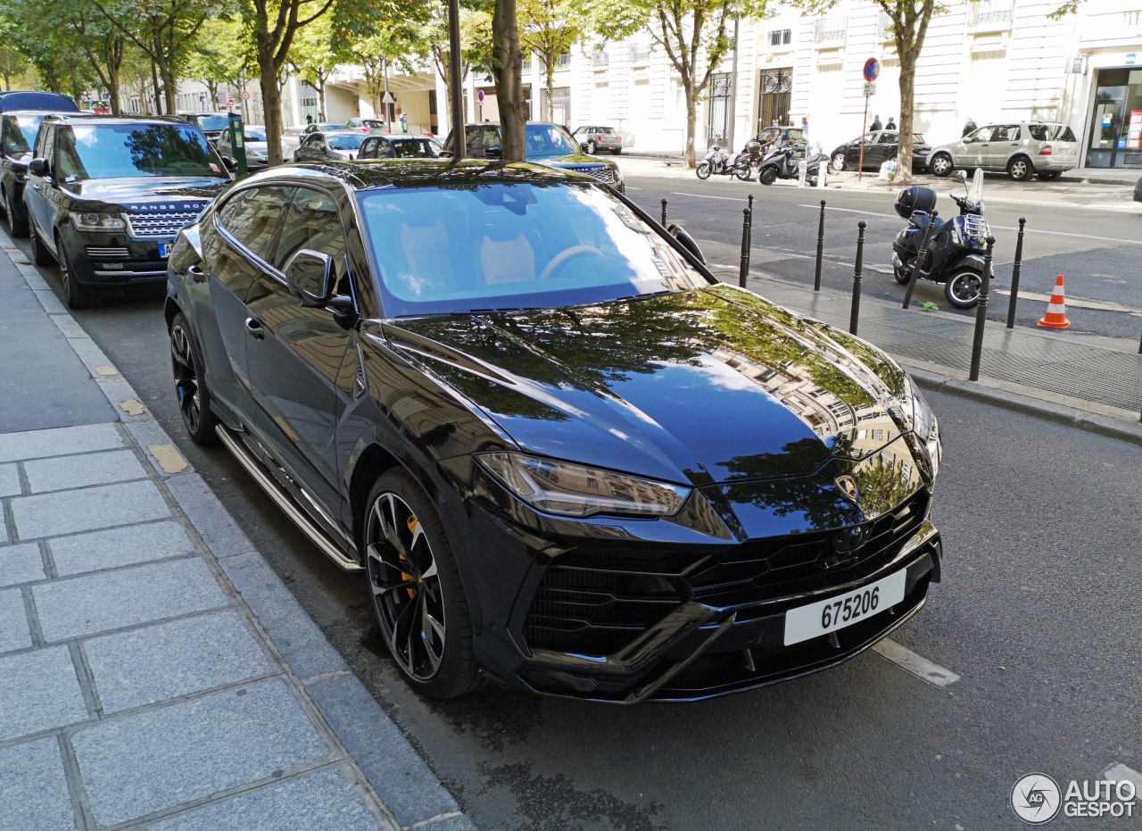 Lamborghini Urus