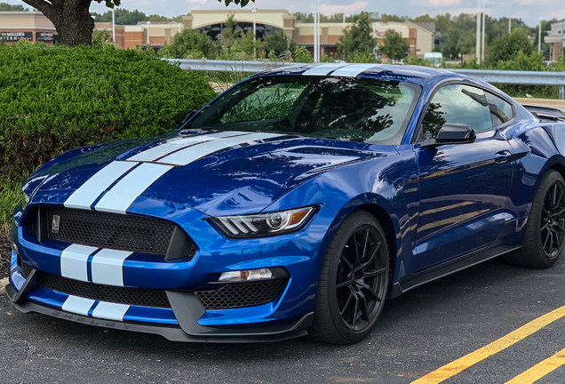 Ford Mustang Shelby GT350 2015