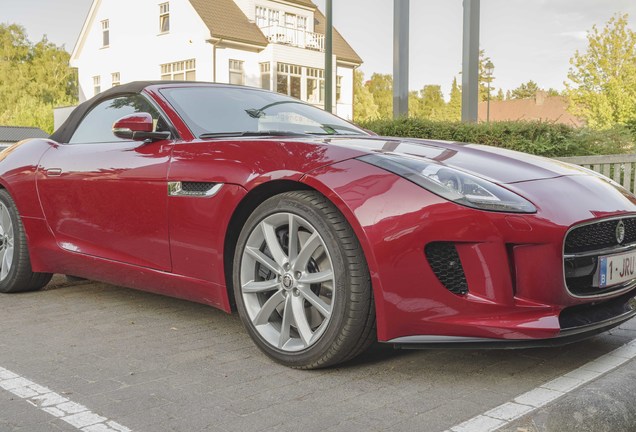 Jaguar F-TYPE S Convertible