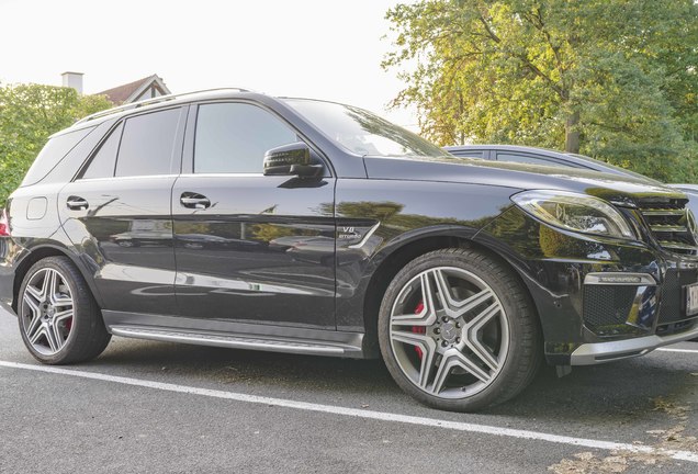 Mercedes-Benz ML 63 AMG W166