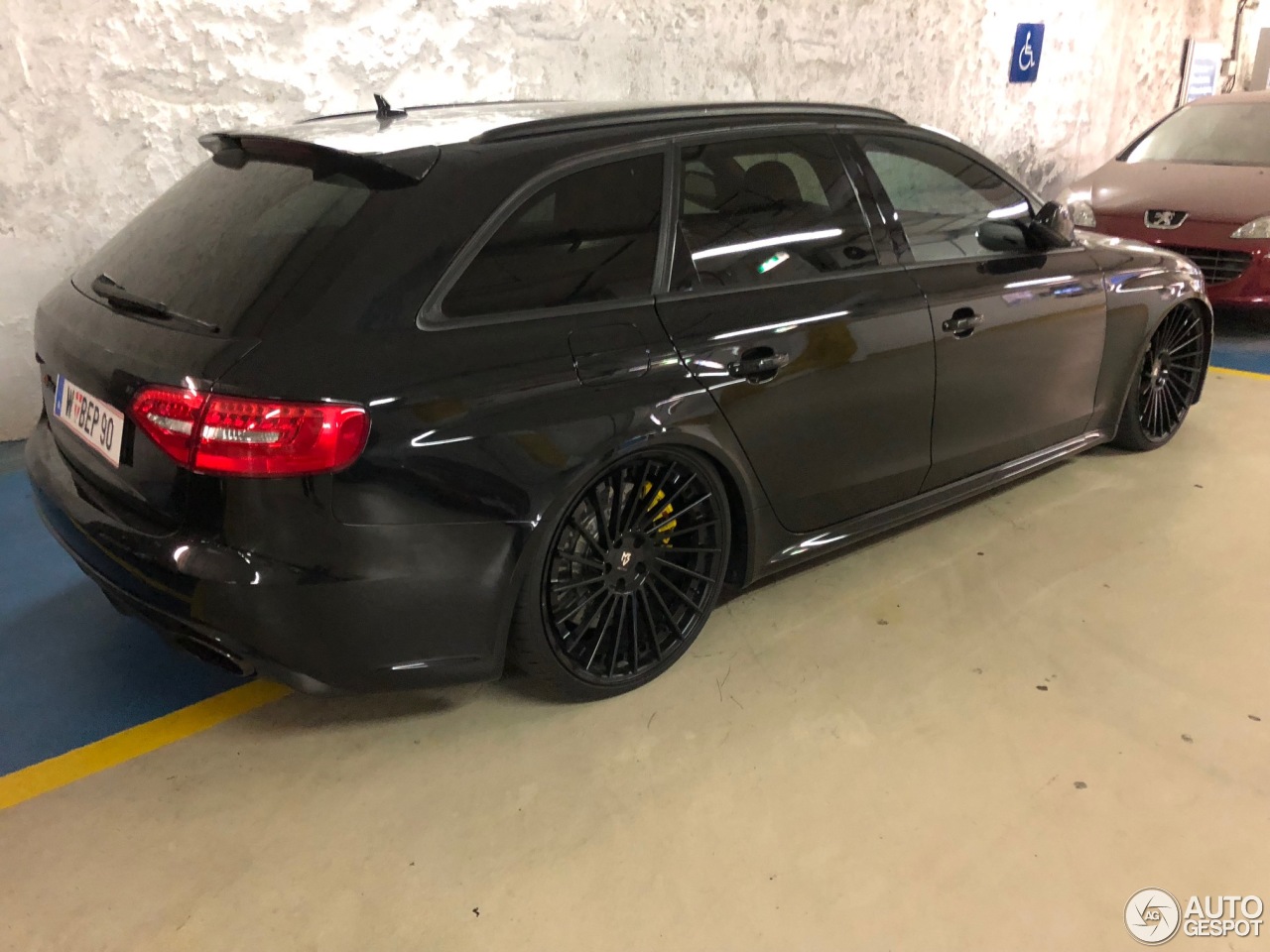 Audi RS4 Avant B8