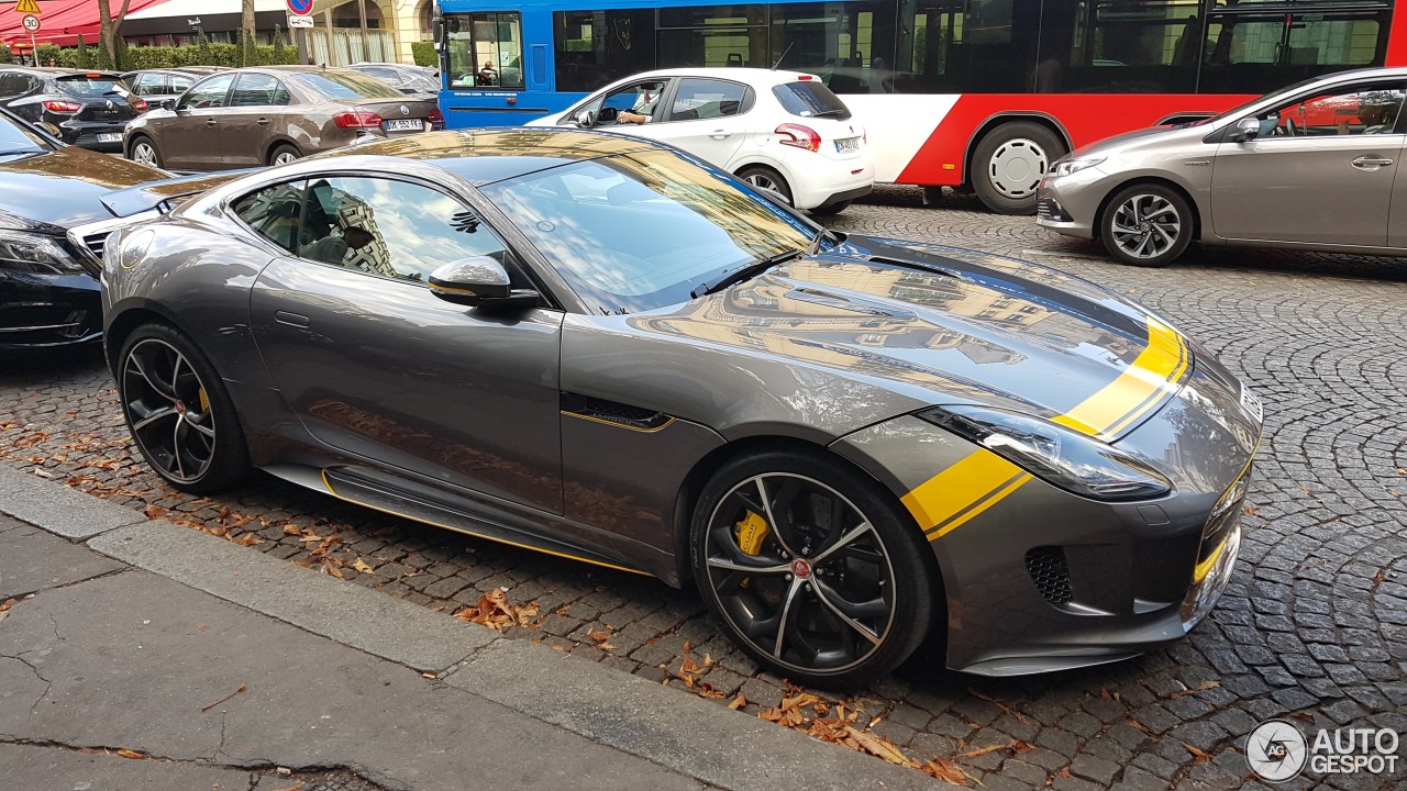 Jaguar F-TYPE R Coupé