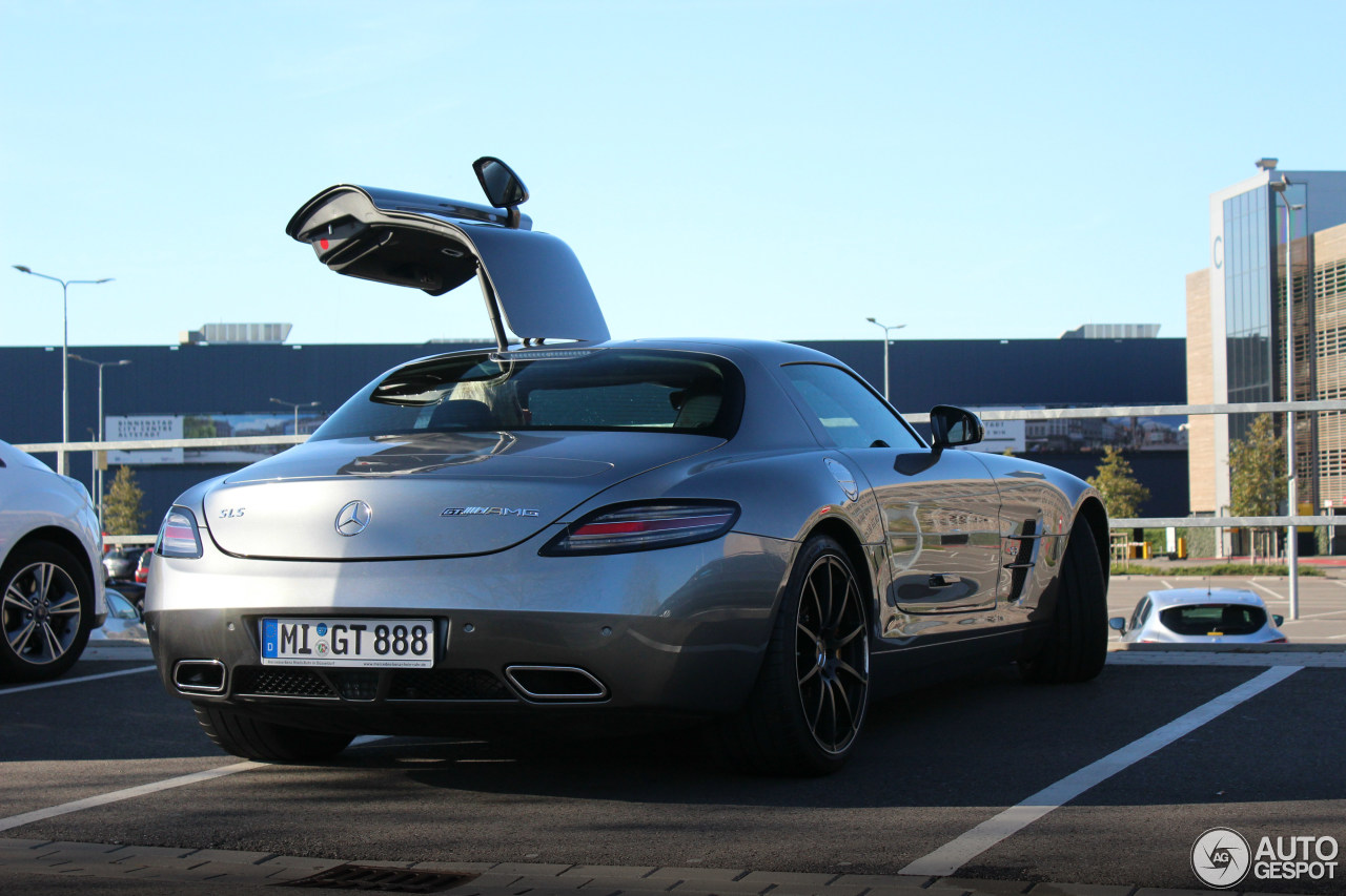 Mercedes-Benz SLS AMG GT