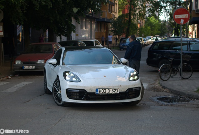 Porsche 971 Panamera Turbo