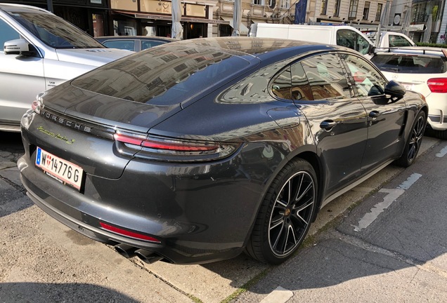 Porsche 971 Panamera Turbo S E-Hybrid