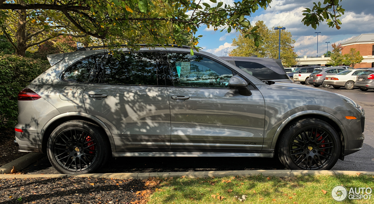 Porsche 958 Cayenne GTS MkII