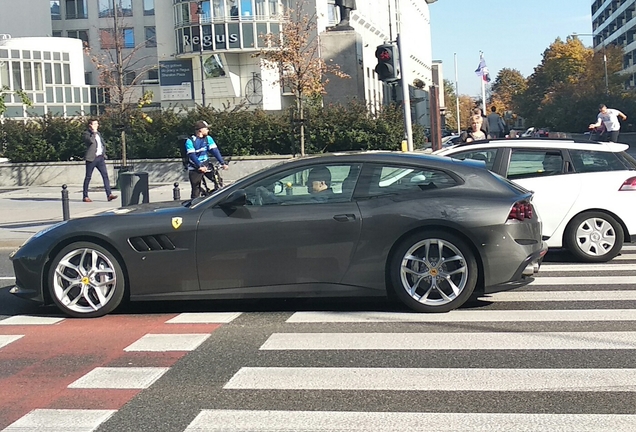 Ferrari GTC4Lusso T