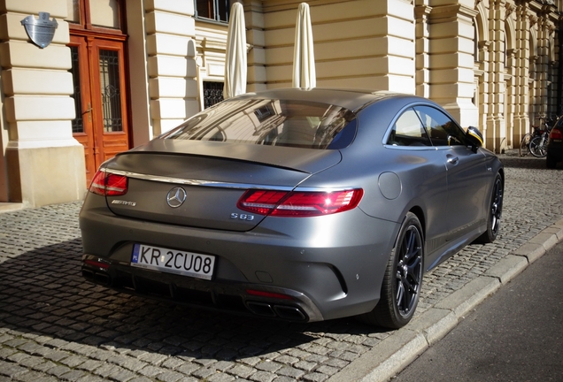 Mercedes-AMG S 63 Coupé C217 2018 Yellow Night Edition